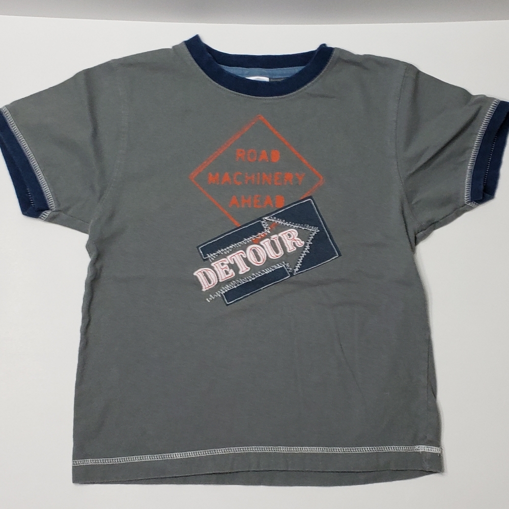 3/$20🌹Gray Gymboree Construction Themed Tshirt